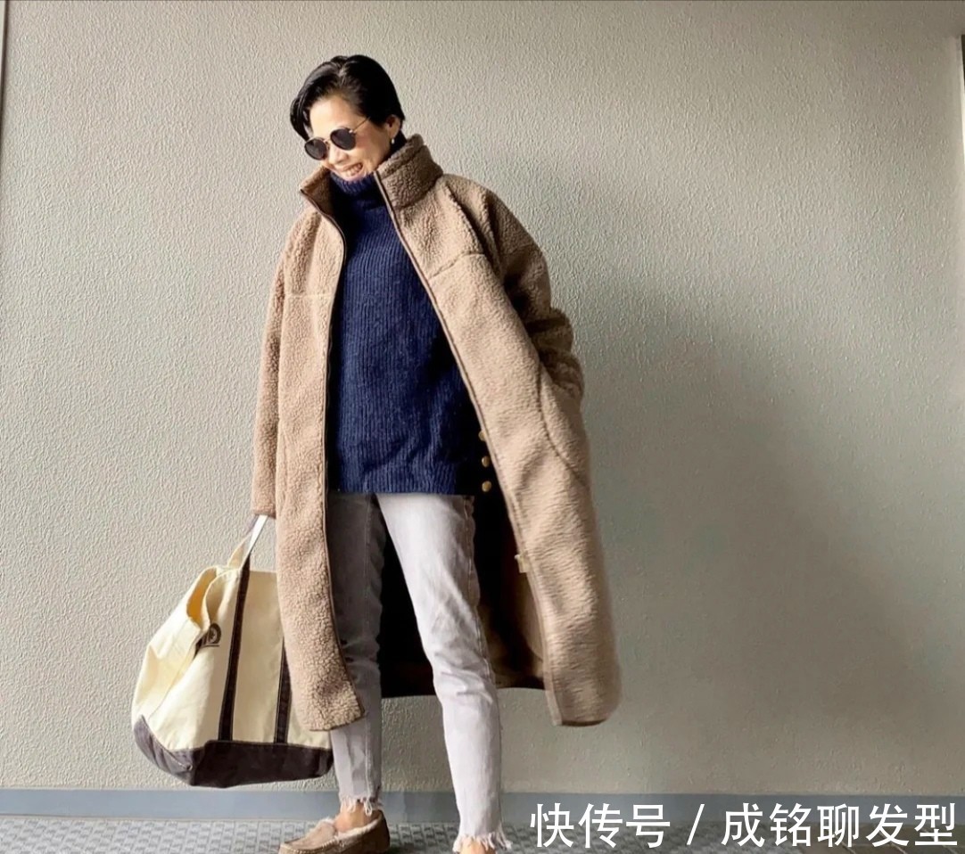 大红色|五十岁而不老的减龄穿搭!真实自然不装嫩,大方得体又有高级感