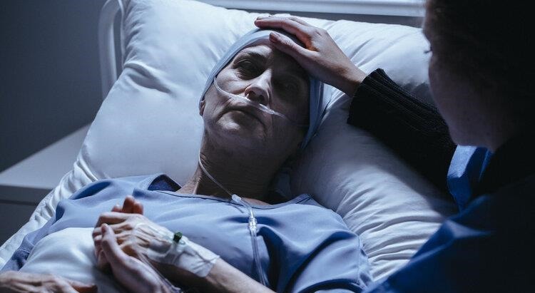 患者|晚期癌症只能“等死”吗?医生:事实上,3类癌症到晚期仍可治愈