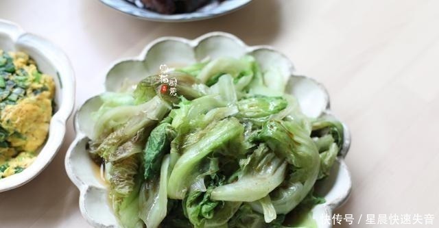 夫妻俩|一线城市80后夫妻俩的日常午餐，生活要有仪式感，拒绝精致穷！