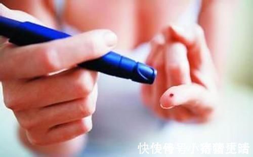糖尿病人|自己测量血糖的中老年人,要注意这4个事项,不然会影响准确性