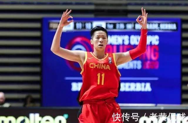 女篮|厉害!中法战30分7篮板6助攻,女篮1米92锋线堪称“全能战士”