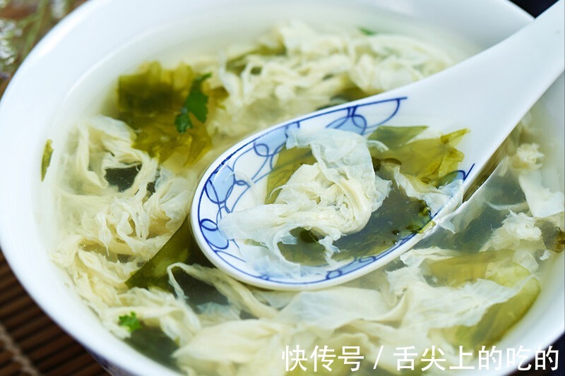 紫菜汤|做紫菜汤，直接煮还是洗一下再煮？别再搞错，海边人教你正确做法