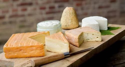 牛奶|每天喝一杯牛奶有什么好处吗？选择什么样的牛奶更有利于健康？