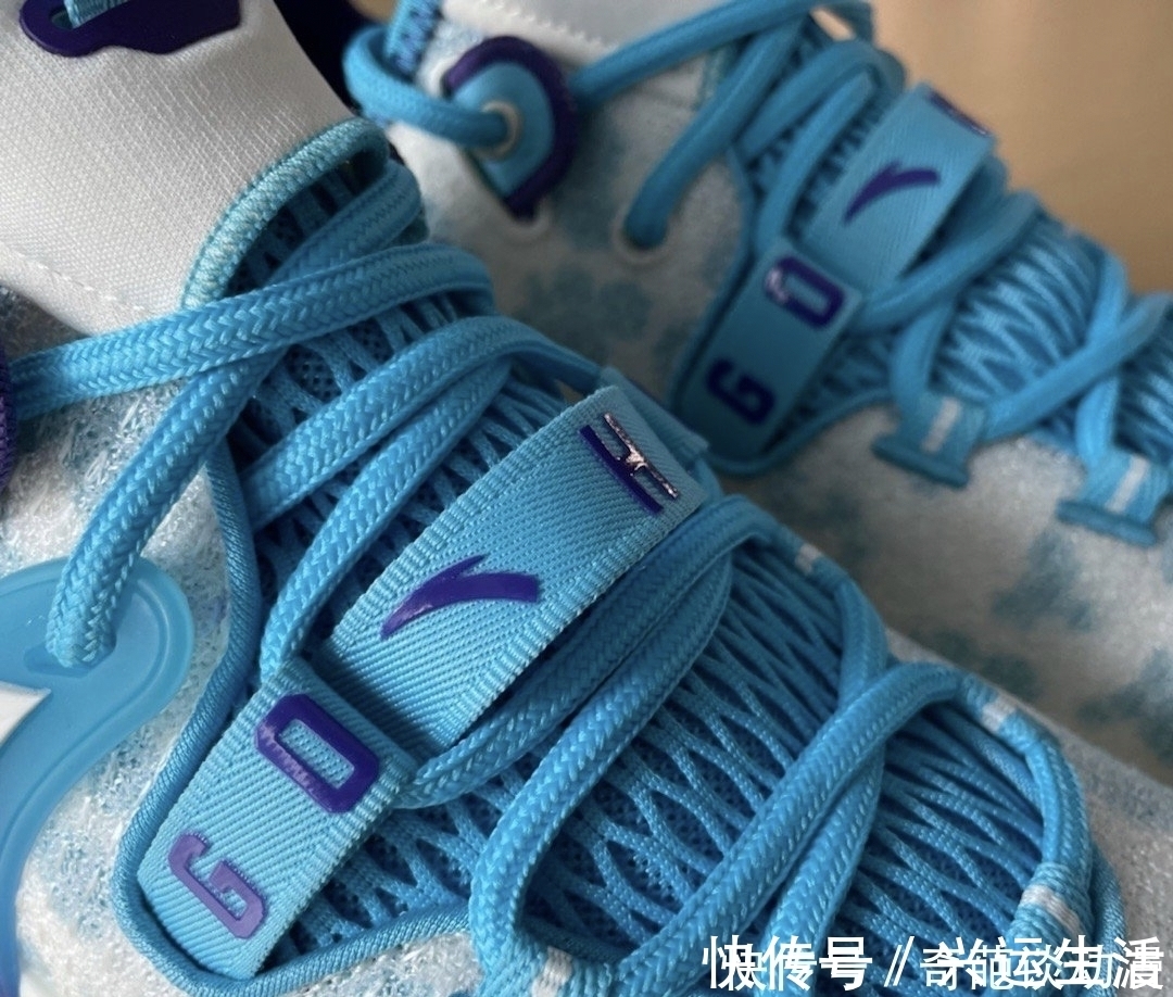 调色盘 海沃德2代多配色曝光:小棉袄、联名、五星,安踏玩转调色盘