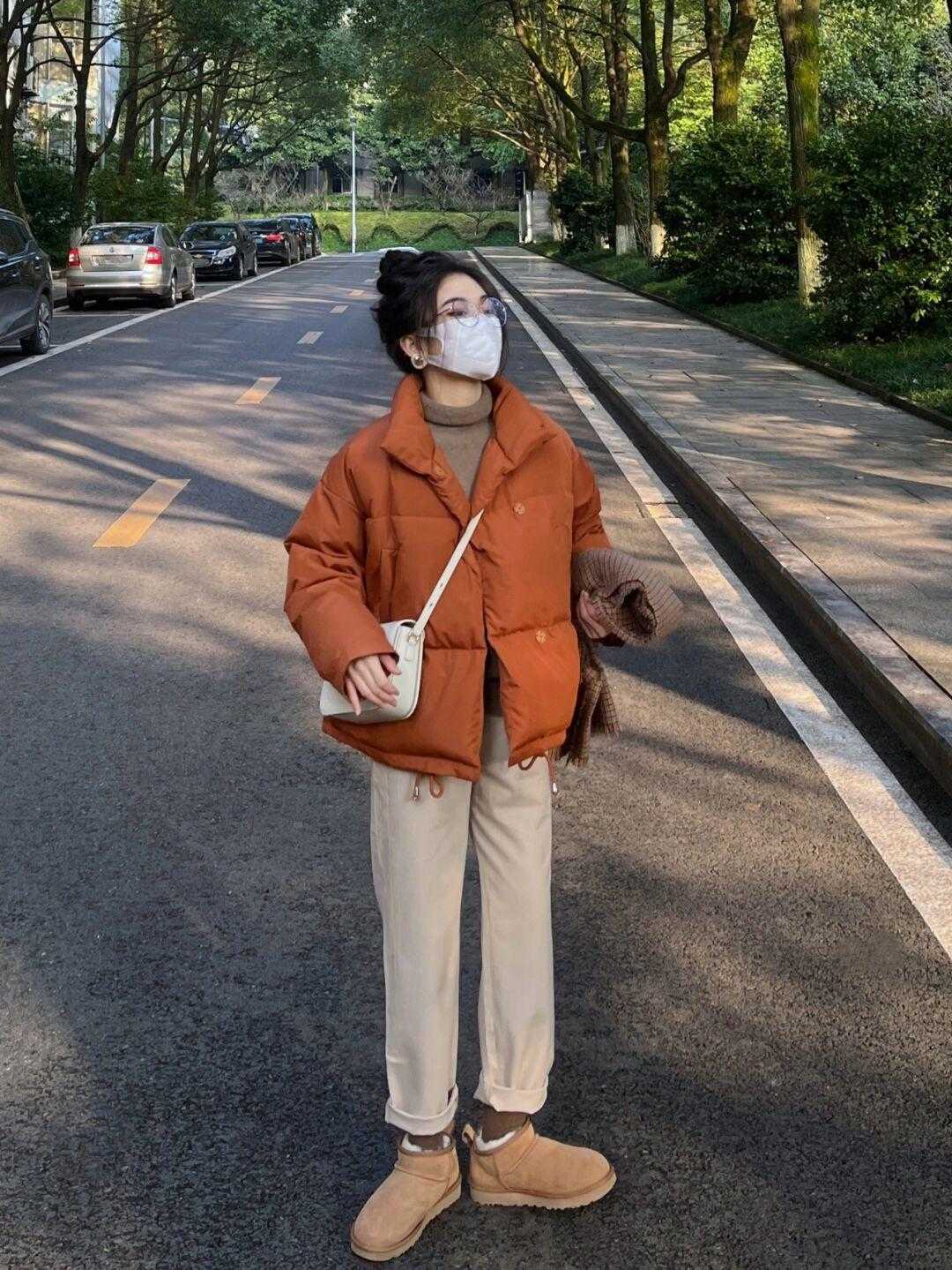 单品 适合与羽绒服搭配的内衬全在这,穿衣经常被说臃肿的,可以码住了