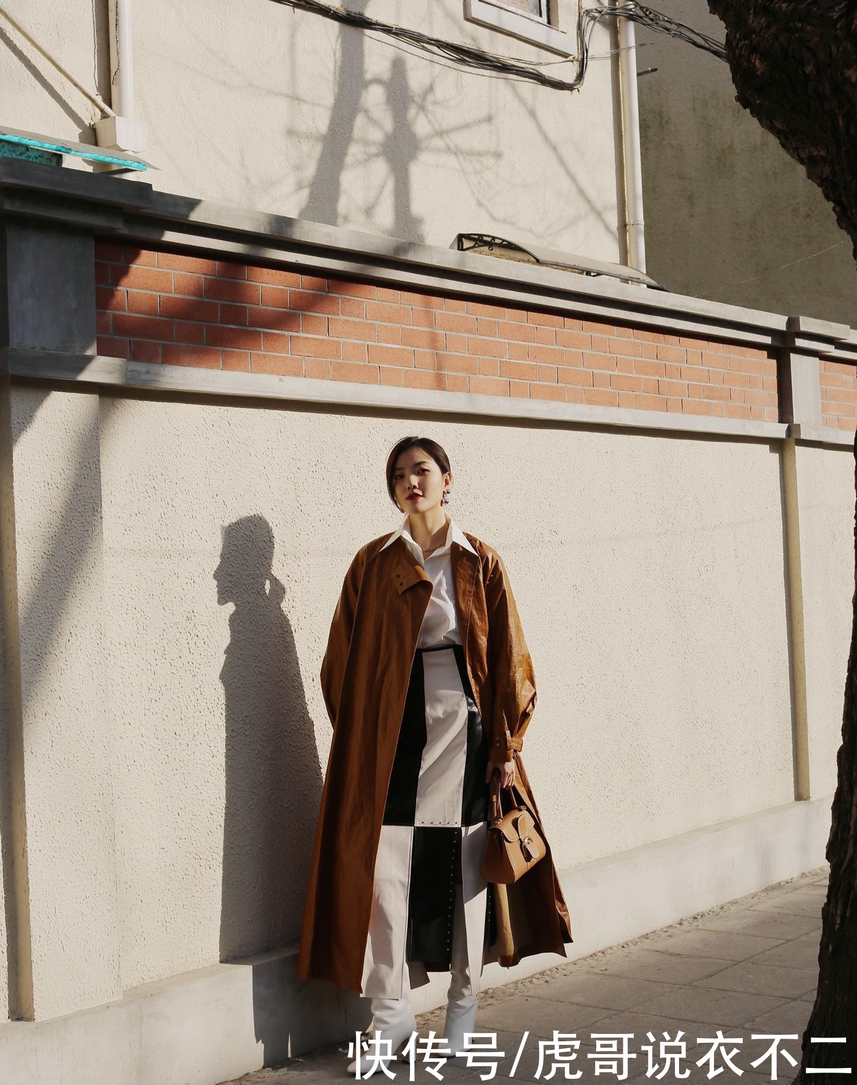 40岁女人早春要穿出“气场”，优雅端庄不老气，真的很迷人