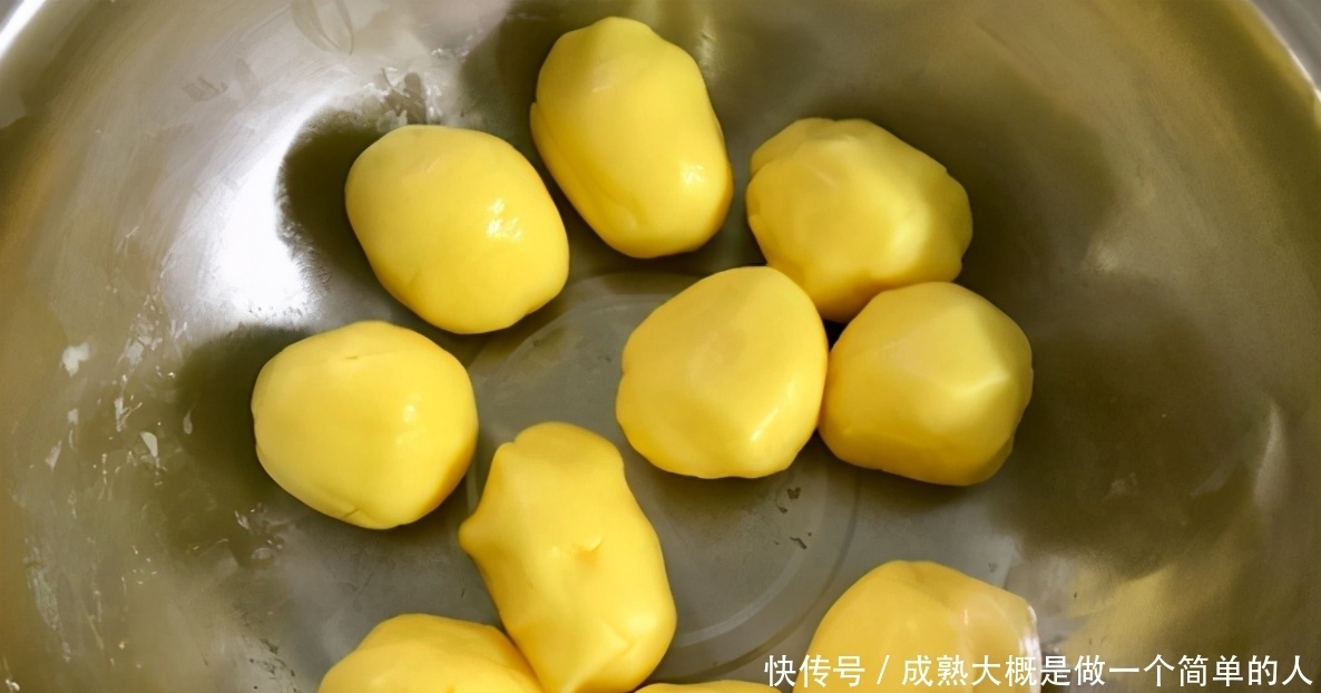 玉米面饵|廉价的自制饵料,竟是大鱼克星?“玉米面饵”的妙用很少有人知道