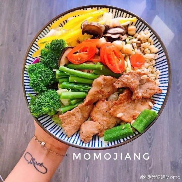 红颜易老|你为什么要坚持健身为了红颜不老,为了远离肥胖!