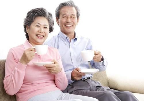 平均寿命|人活到多少岁算长寿？医生：若能超过这个岁数，已经很幸福了