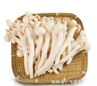 春天，西蘭花和此是絕配，老人吃了養血益氣，孩子吃了補鈣健腦