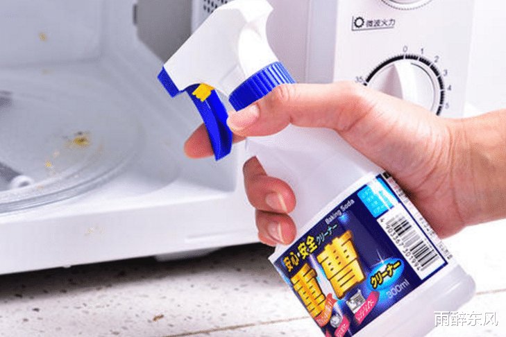 小苏打能够用在日常生活中，清洁作用很强，你知道几个