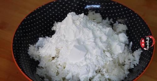 米糊|剩米饭别炒着吃了，教你一个新做法，香甜软糯，比蛋糕还好吃