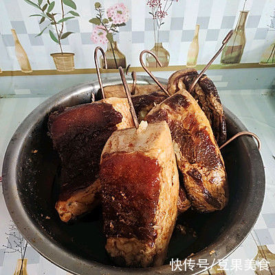 汁儿|明天要上班，今天吃大餐酱腊肉