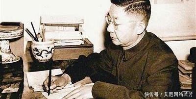 老舍先生投湖前说了什么?