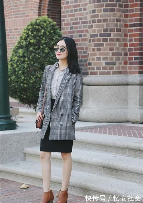 高跟鞋 个矮的女人,不管穿大衣还是羽绒服,记住这3点,显瘦显高又时髦