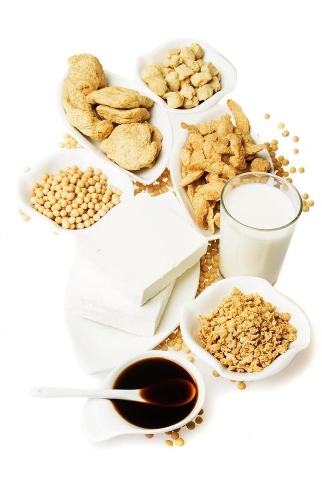 泥鳅|中老年人注意：虾壳、骨头汤不补钙，想补钙多吃这6种食物