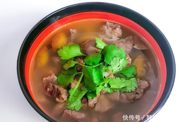 甘甜|维生素C是苹果的10倍,和猪肺一起炖煮,汤汁甘甜浓郁,润肺润燥