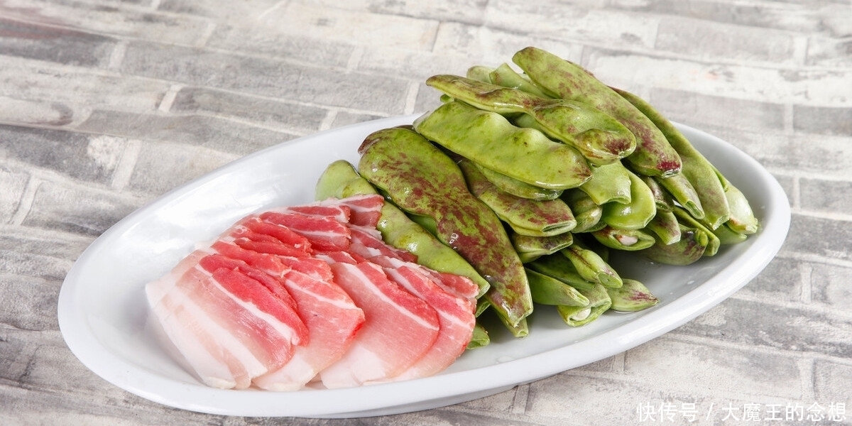 豇豆炒肉，不仅解馋，还特别下饭，家人特别爱吃！