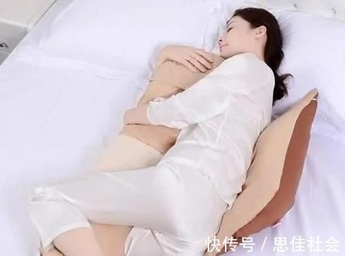 孕晚期|孕妇睡觉时,若是频繁出现3个症状,暗示胎儿不舒服