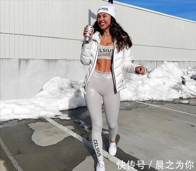 热爱运动|健身女模特,曼妙曲线!几个步骤教你练她的同款好身材