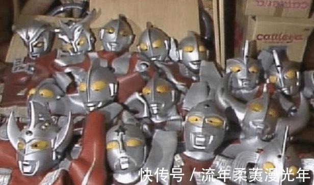 圆谷|圆谷究竟有多穷拆开奥特曼的皮套后瞬间懂了，真替演员们心疼！