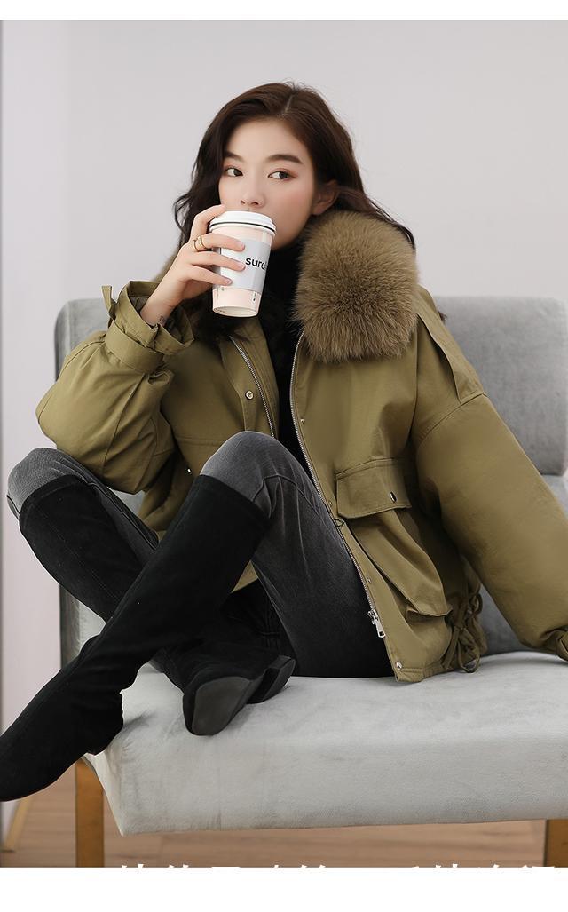 天冷不要总是裹着长外套出街，这5款时髦“短外套”才最抢眼！