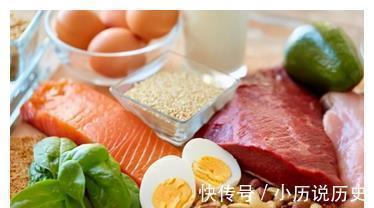 彤彤|11岁女童一年长高25公分,儿科主任,3种食物是长高的加速器