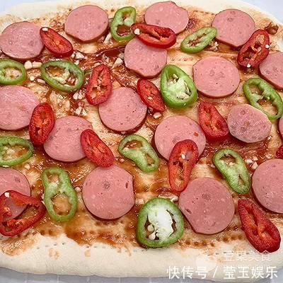 厚底大披萨PIZZA，从此B胜客可以走一边去了