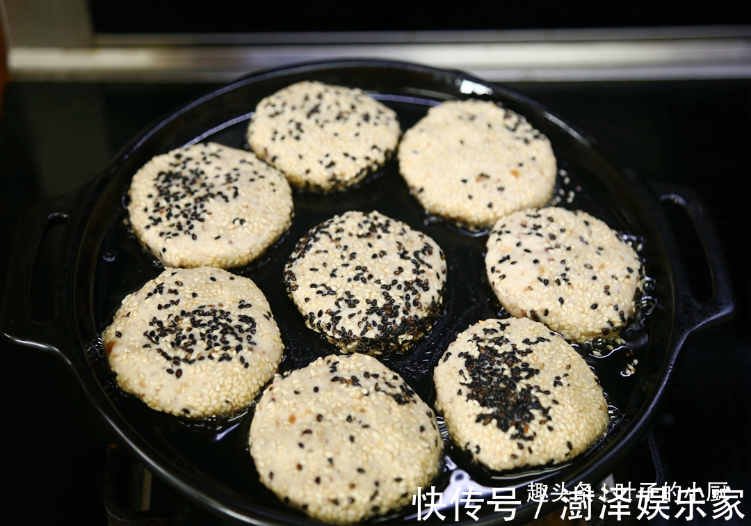 山药饼|一根山药,半碗糯米粉,5分钟搞定早餐,常给孩子吃再也不挑食!