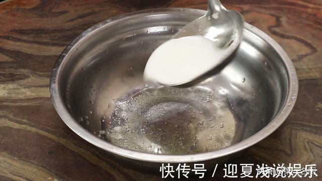 做法|虾仁想要做得饱满爽脆?关键在于腌制和上浆,这种做法简单实用