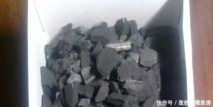 花盆里加点这个,不烂根不黄叶,轻松养满盆