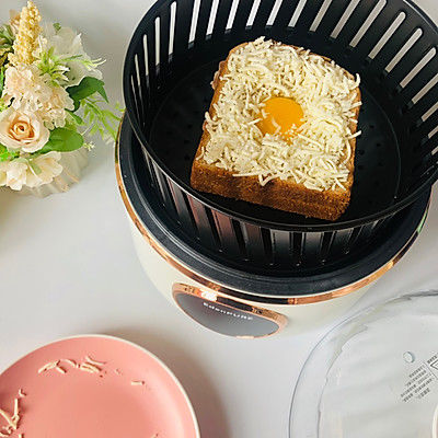 太阳蛋芝士吐司