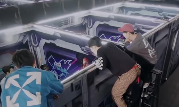 王一博 王一博抢布布组战队,开口说的第一句话就很强势,没人敢这么狂妄