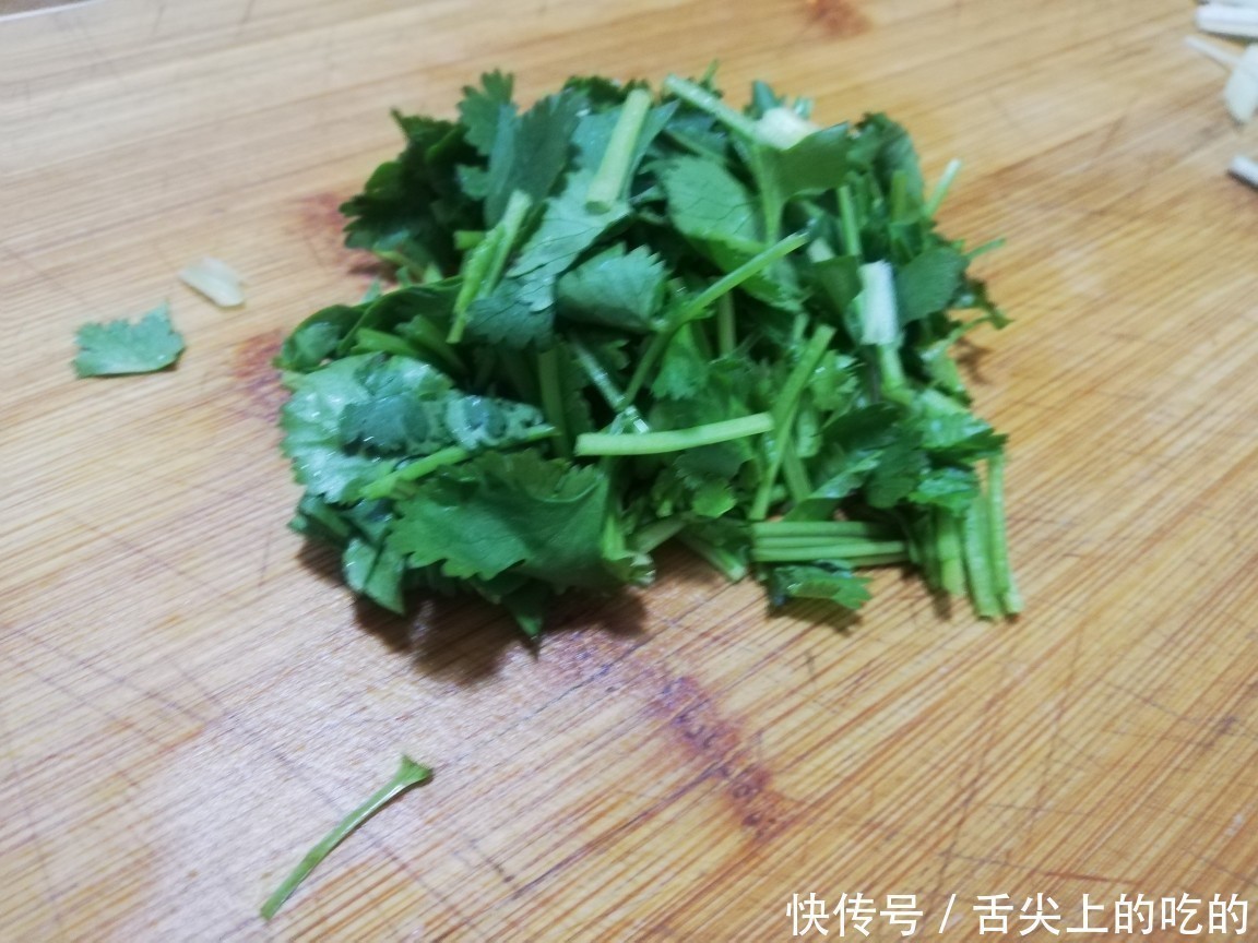 北方人最爱的下酒菜,只要端上桌,酒量小的也能喝半斤,好吃不贵