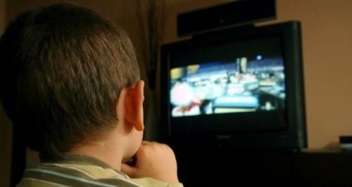耶鲁大学|孩子究竟能不能看电视?这项耶鲁大学的报告,父母都该看一看