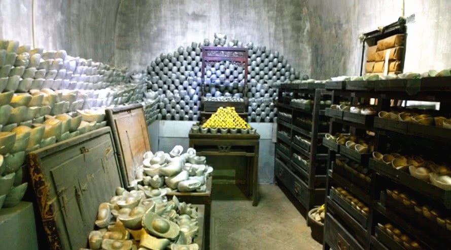 嘉庆帝|乾隆刚驾崩,一个垂暮之年老人出现,和珅仰天长叹:我死期到了