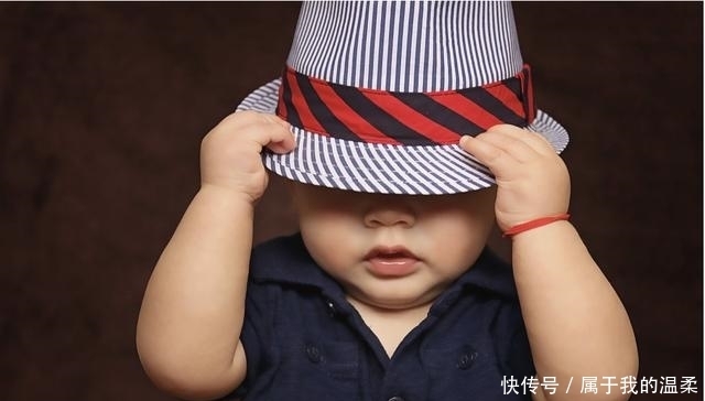 发现|九岁的孩子来家玩,偷了我的钱被发现了还撒谎,该怎么教育呢?