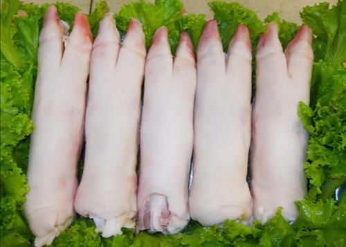 卤猪蹄,“前蹄”和“后蹄”要分清,差别挺大,弄错了难吃花冤枉钱