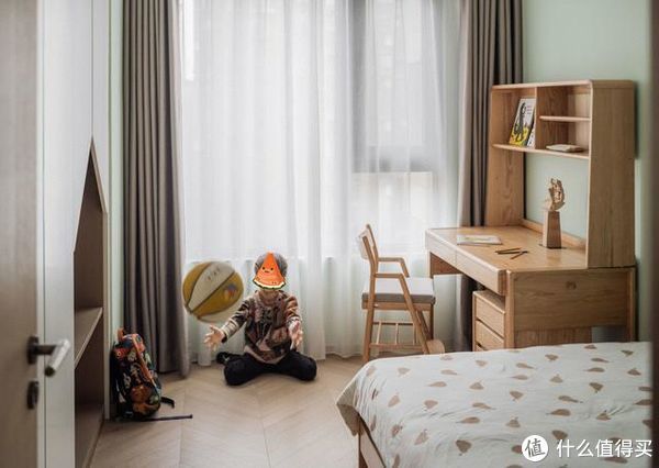 衣柜|成都夫妇155㎡的家，仅凭一个客厅就圈粉无数，不要电视墙太香了