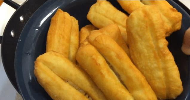  天冷了，油条这样做，再也不出去买了，做法简单一看就会，太香了