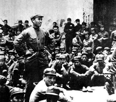 参加黄麻起|红四方面军这个军三个师政委55年被授衔，为何三位师长都没被授衔