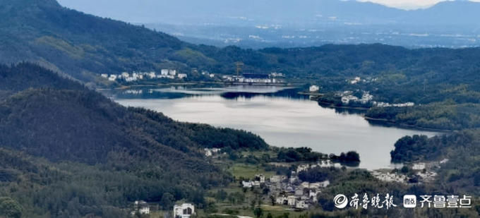 奇墅湖|在宏村滑翔伞基地，拍到了奇墅湖