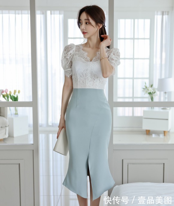 时尚搭配|女神孙允珠的时尚搭配:冰淇淋梦幻炫蓝暮春花雕衣裙