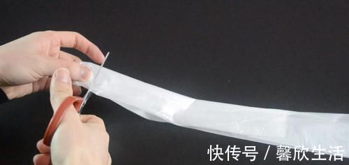 小窍门|地漏反味太臭了,一个塑料袋就能轻松解决了,看完抓紧提醒家人
