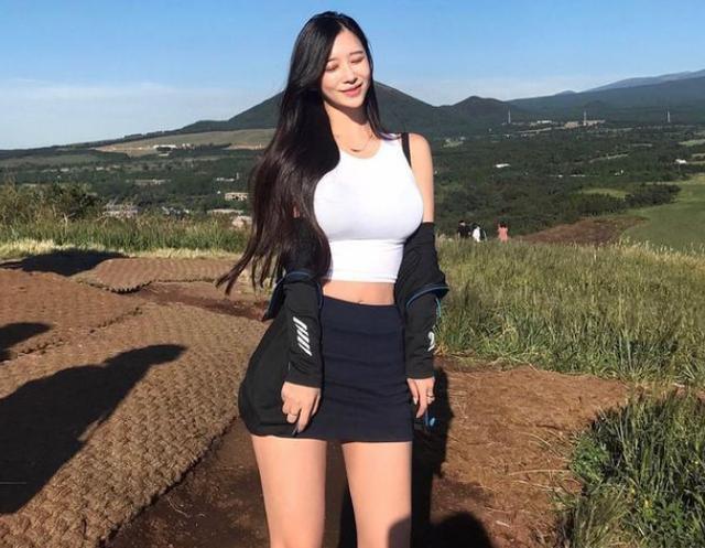 魅力女神|高颜值的韩国“魅力女神”，拥有完美身材，坚持运动是关键