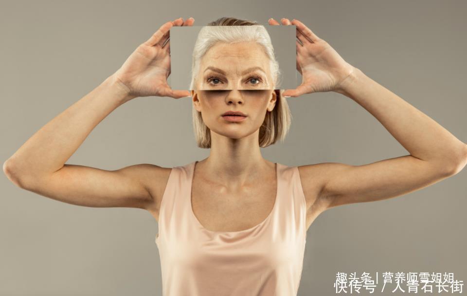 月经周期|女人开始变老,5大迹象藏不住,一个不占,恭喜你还很年轻