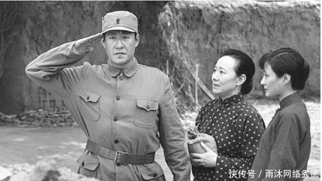 全国|韩复榘下令全军撤退,唯有此人抗命不退,通电全国后拉起6万人