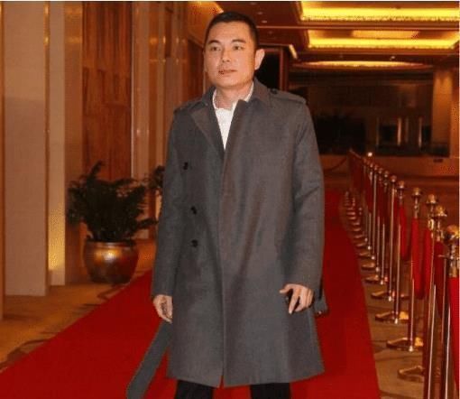 公子哥|手臂有个“通便区”,每天刮5分钟,排出宿便,无口臭不便秘