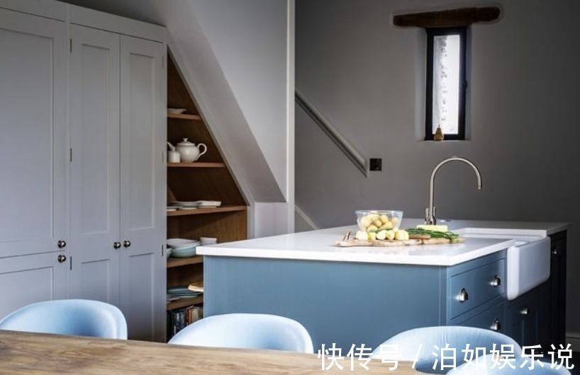 实用|楼梯只用来上下楼学会这么设计,书房、储物间都有了,太实用!