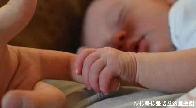 长大|宝宝进入“猛涨期”,这3个信号爸妈要把握住,宝宝长大后更聪明!